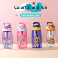 Gobelet à paille tendance pour enfants, motif dessin animé, avec bouchon pop-up à un clic, pour garçons, filles, étudiants, utilisation en extérieur, personnalisation en gros