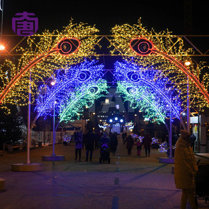 ไฟถนนลายคริสต์มาสแบบแขวนพร้อมโครงตกแต่งข้ามถนนสำหรับประดับไฟในช่วงเทศกาลในเมือง - Product Image 4