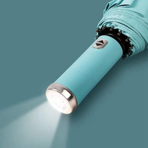 Parapluie automatique parfait pour les voyages, s'essuie rapidement et résiste au vent, idéal pour la valise et les promenades - Product Image 1
