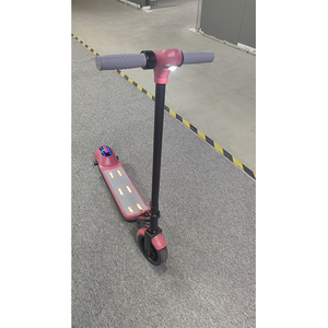 Puissant scooter électrique 110W pour adultes 12 pouces pneus pneumatiques double freins à disque système de Suspension confortable <span class=keywords><strong>E</strong></span> Scooter - Product Image 6
