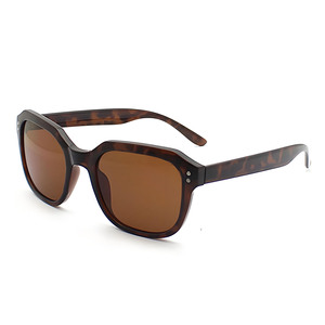 Gafas de Sol de Lujo de Diseño Nuevo y Alta Calidad 2025 para Hombre y Mujer, Lentes Personalizadas con Logotipo, Monturas Cuadradas Modernas, Gafas de Sol a la Moda - Product Image 4