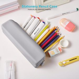 Estuche Escolar de Silicona con Forma de Corazón, Ecológico, Libre de BPA, Personalizado, Suave y Único, para Material Escolar, Niños y Estudiantes - Product Image 3