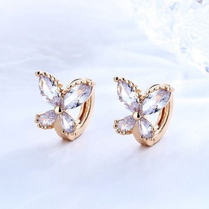 ต่างหูแบบหนีบประดับคริสตัลรูปโบว์ผีเสื้อสำหรับผู้หญิงแฟชั่น - Product Image 2