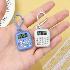 Mini calculadora portátil con diseño de clip, colores blanco y azul, pantalla de 8 dígitos, funciona con pilas para uso diario - Product Image 4