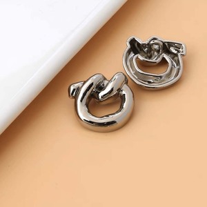 30Mm Thời Trang Hình Học Xoắn Knot Kim Loại Nút Cho May Mặc Phù Hợp Với <span class=keywords><strong>Blazer</strong></span> Áo Len Trang Trí Vàng Bạc Nút Quần Áo - Product Image 4