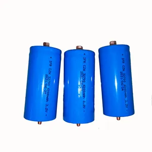 גלילי 32650 5000mAh 6000mAh 3.2v סוללה תא lifepo4 עם בורג למעלה