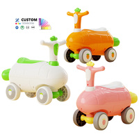 Coche de juguete deslizante para niños al por mayor, modelo Carrot, con dirección segura de 45 grados, carrocería completamente redondeada, luces LED, música y peso ligero.