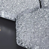 Luminaire italien minimaliste de luxe léger, design losanges et hexagones effet craquelé, source de lumière à spectre complet respectueuse des yeux, plaque entièrement en aluminium.