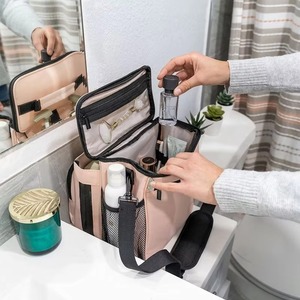 Sac de toilette imperméable et à séchage rapide pour femmes, essentiels de voyage, essentiels pour la chambre de collège, fabriqué en usine BSCI - Product Image 5