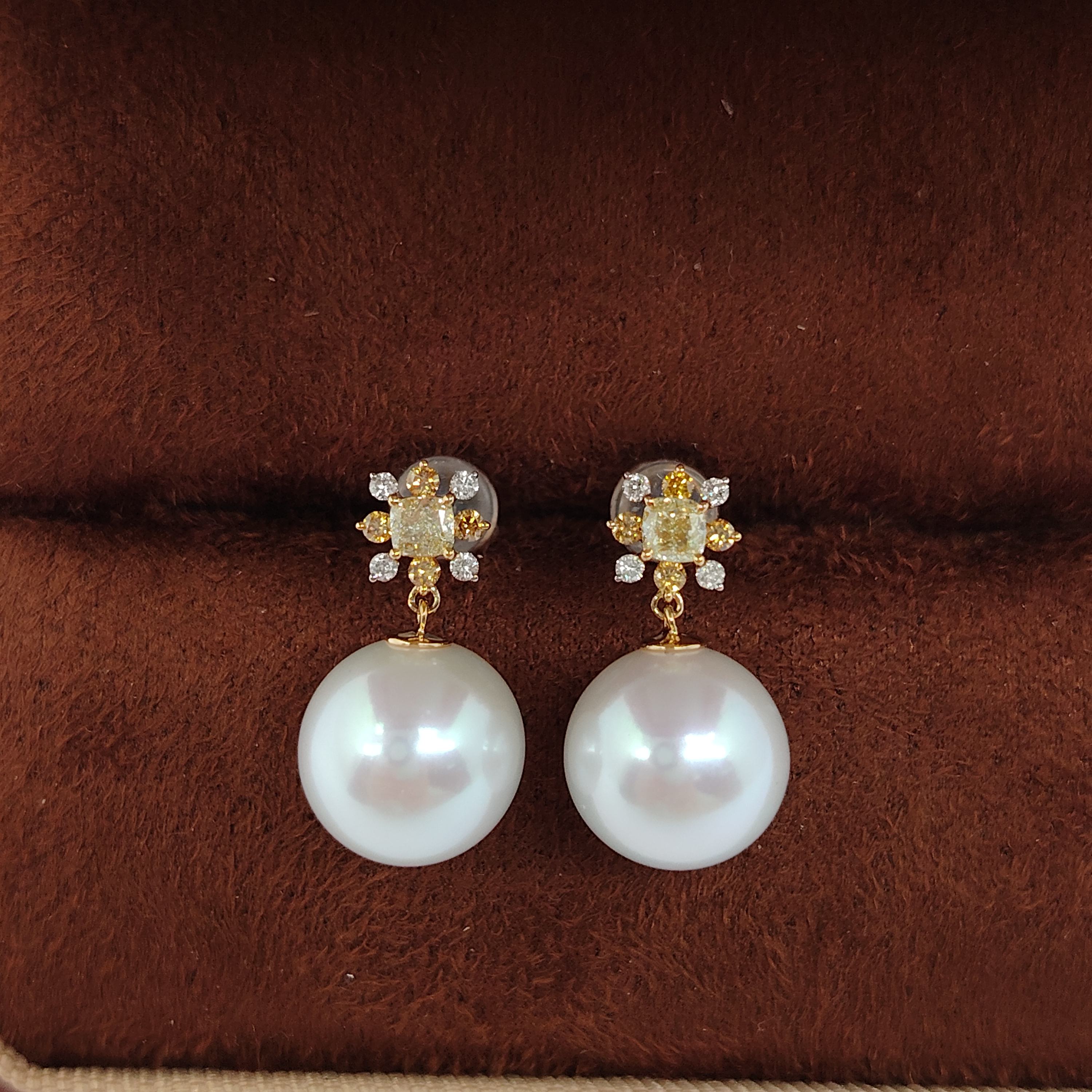 สีเหลือง