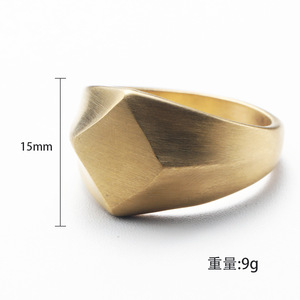 2026 Nieuw ontwerp mat geborsteld zwart verguld diamantvormige geometrische ringen van roestvrij staal, graveerbaar met aangepast logo/tekst - Product Image 4
