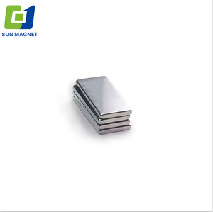 Aimants ronds en néodyme N30 N35 N42 N48 N50 N52 en terres rares - Product Image 4
