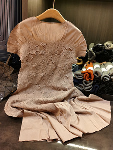 Thiết kế ý nghĩa của phụ nữ thanh lịch đi lại ngắn tay handmade xếp chồng lên nhau hoa crewneck Top lỏng giảm béo Chiều dài sàn - Product Image 4