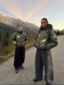 Chaqueta de Plumón de Alta Calidad para Invierno, con Costuras Reforzadas y Acolchado Cálido, Corte Holgado para Hombre y Mujer - Product Image 6