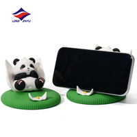 Longzhiyu - Soporte de Escritorio para Teléfono Móvil con Diseño de Mascota 3D en PVC, Personalizado con Logotipo OEM, Figuras de Anime Decorativas, 20 Años de Experiencia