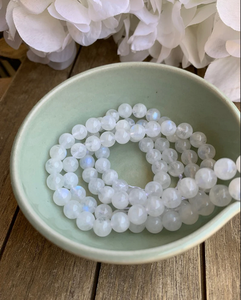 Piedra Lunar Arcoíris Natural Pulida Blanca, Cuentas Redondas Lisas de 13 Pulgadas para Joyería Femenina, Tobillera, Pulsera, Marca AMARA - Product Image 3