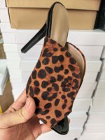 Sandales à talon aiguille fines à bout rond imprimé léopard pour femmes, style européen et américain, sexy et tendance, noires, en caoutchouc, pour l'été