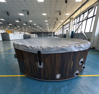 Holzmaserung Aufblasbarer SPA-Whirlpool mit Massagesystem Tragbarer Outdoor-Jacuzzi-Pool