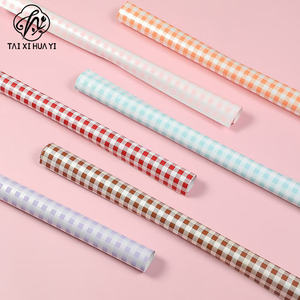 กระดาษห่อลายสก็อตฤดูร้อนกันน้ำเวอร์ชัน<span class=keywords><strong>เกาหลี</strong></span>การจัดดอกไม้วัสดุบรรจุภัณฑ์ดอกไม้ยอดนิยมสำหรับ<span class=keywords><strong>ร้าน</strong></span>ขายดอกไม้ - Product Image 4