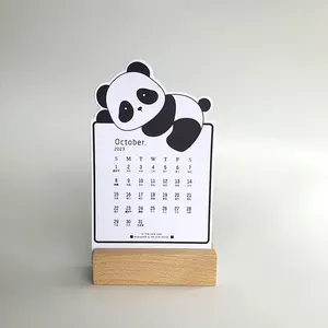2024 Groothandel Custom Nieuw Ontwerp Creatieve Mini Schattige Kleine Bureaukalender Eenvoudige Desktop Panda Decoratie Kalenders