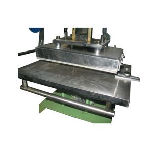 Presse à chaud manuelle pour gaufrage et marquage à chaud du cuir, de marque chinoise renommée, avec plaque neuve, pour l'impression dans les industries du vêtement et de la construction - Product Image 2