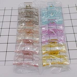 Pinzas de pelo cuadradas, pinzas de pelo de plástico transparente, pinzas de pelo de cristal modernas y a la moda, fuente de venta al por mayor, un yuan por unidad - Product Image 3