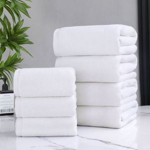 Serviette de toilette d'hôtel en coton 100 % biologique en gros - Design tricoté brodé avec logo personnalisé, ensemble de serviettes de salon - Product Image 2