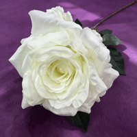 Roses artificielles en velours de haute qualité à 5 têtes, pas chères, pour arrangements floraux de mariage