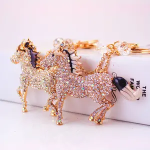 LLavero de Metal con diamantes de imitación, colgante de Animal de cristal de caballo, joyería, decoración de bolso