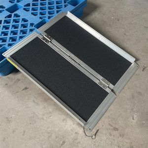<span class=keywords><strong>Rampe</strong></span> pour fauteuil roulant portable personnalisée <span class=keywords><strong>rampe</strong></span> pour handicapés pliante en aluminium antidérapant de 2 pieds pour la maison <span class=keywords><strong>rampe</strong></span> de seuil pour les marches de la maison - Product Image 1