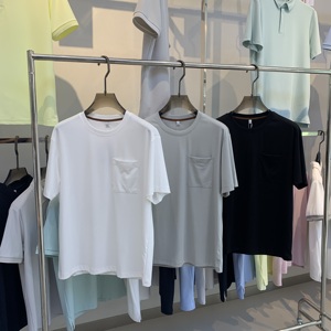 T-shirts décontractés surdimensionnés en coton doux personnalisés pour hommes avec poche, de haute qualité, pour événements de réseautage - Product Image 1