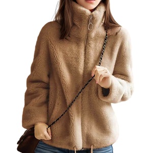 Nouvelle conception Manteau en fourrure pour femme, col montant, couleur unie, épais, décontracté, hiver, tendance - Product Image 1