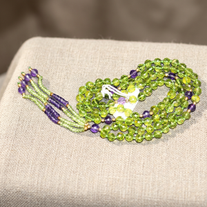 108 cuentas de mala de peridoto y amatista |   Collar Mala Anudado a Mano |   Cuentas de Oración para Yoga y Meditación de 7mm - Product Image 1