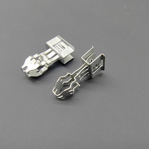 Clips de Acero para el Pilar A 3G0867280 para Passat, Magotan B8, ID3, Touareg, Repuesto de Fijación Automotriz - Product Image 1