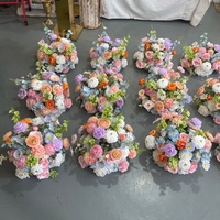Arrangements de centre de table en fleurs artificielles en soie pour mariage moderne IFG, en rose, bleu, blanc et violet, diamètre 65 cm