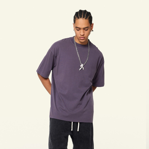 Camiseta Oversize Blanca de Algodón Grueso con Estampado Directo, Diseño de Hombros Caídos, Estilo Urbano para Hombre, Camiseta Lisa - Product Image 5