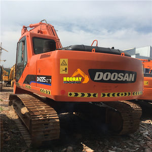Excavatrice sur chenilles d'occasion Doosan DX225LC-7 modèle 2018, faible nombre d'heures, certifiée CE/EPA, 25 tonnes, moteur Doosan 140 kW, en vente - Product Image 1
