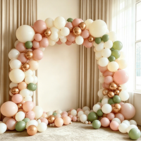 Décorations d'arche de ballons personnalisées pour fête d'anniversaire, rouge vin, noir, or, par Balloon Factory, comprenant des ballons de 5 à 36 pouces.