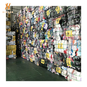   <span class=keywords><strong>Grossiste</strong></span> en articles d'occasion : Rideaux d'hôtel prêts à l'emploi, vêtements grande taille d'Inde, tissu de rideaux usagé - Product Image 6