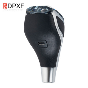 Pour Toyota, Mazda, Mitsubishi, modification de véhicule, pommeau de levier de vitesses en cristal LED, poignée de transmission, accessoires de voiture. - Product Image 4