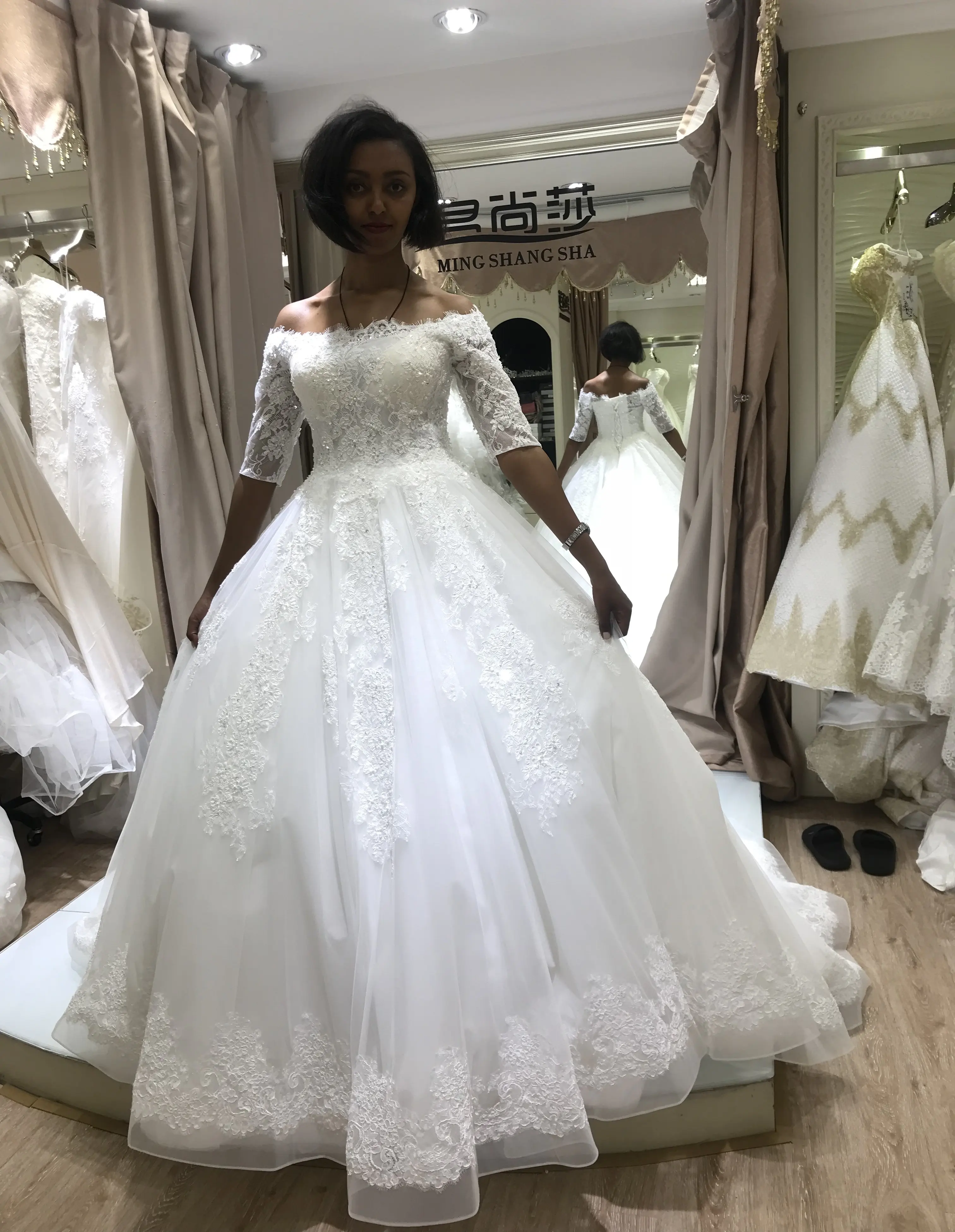 2021 elegant off shoulder long sleeve african women wedding dress bridal gown sweep train