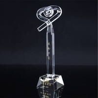 Nouveau design 3D Blank Top Star Golf Prix exclusif Honor Crystal Glass Cup Trophy for Souvenir