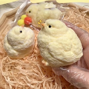 <span class=keywords><strong>Peluche</strong></span> all'ingrosso: <span class=keywords><strong>Pulcino</strong></span> Artigianale in Silicone Morbido, Giocattolo Super Squishy per Gadget per Feste, Simpatico Pupazzo di Pollo in TPR - Product Image 5