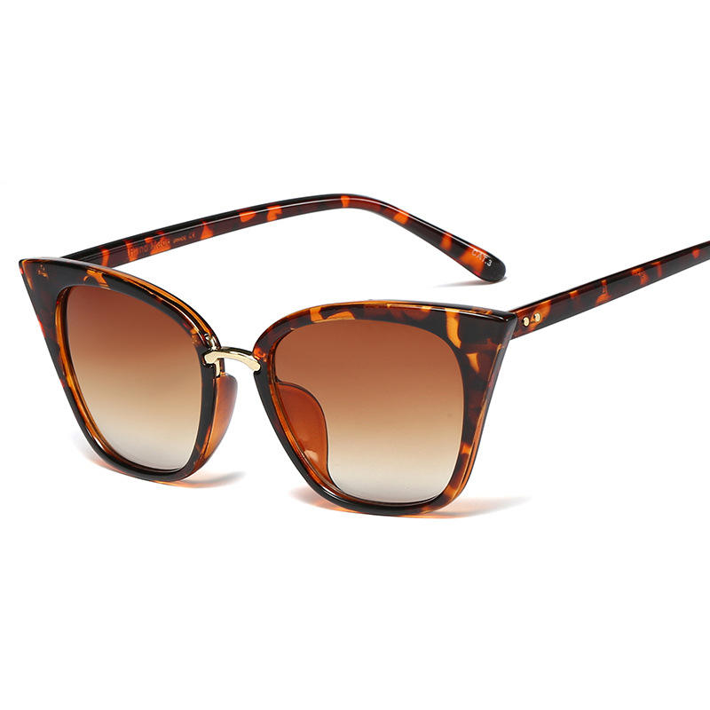 เสือดาว/ชา