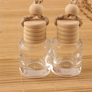 Sıcak satış ahşap asılı araba koku yayıcı 6ml 8ml 10ml kare kap bej halat araç parfüm şişesi - Product Image 4