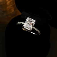 Bague rectangulaire élégante en argent plaqué 3g, certifiée IGI, incrustée de diamant à haute teneur en carbone, style luxe léger et naturel