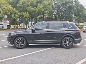 <span class=keywords><strong>Tiguan</strong></span> L Edición de Lujo <span class=keywords><strong>2019</strong></span>, 380TSI, Automático, 4x4, Volante a la Izquierda, Asientos de Cuero, Caja de Cambios Manual, Auto Usado - Product Image 4