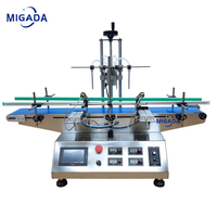 Machine de remplissage automatique à 4 têtes pour lait, liquides chimiques, eau, boissons, sauce soja, alcool, jus, eau gazeuse et eau de Javel