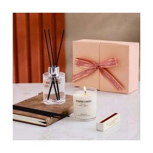 Juego de Regalo de Velas Aromáticas de Cera de Soya con Etiqueta Personalizada al por Mayor 2023, en Frascos de Vidrio Blanco y Negro - Product Image 1