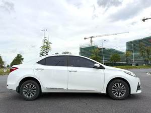 Vente en gros Toyota Corolla 2018 1.2T CVT Berline automatique LHD Exportation Myanmar Cambodge Laos Économique en carburant - Product Image 1